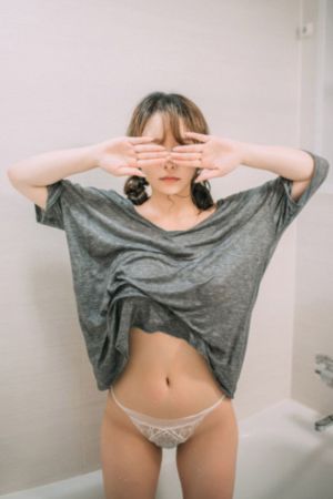 欧美成八_720电影完整版