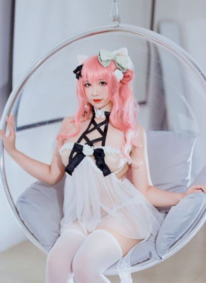 欧美莎莎双人舞_超清手机在线观看