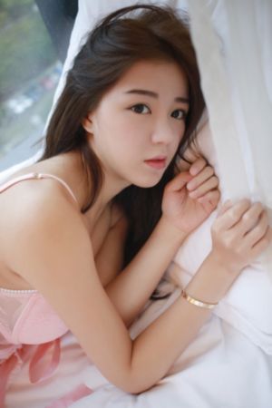 欧美肥臀精品久久久_剧情片电影在线观看